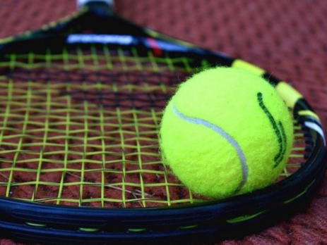 It is important to have tennis strings that complement your game play, if you like to spin the ball then this is a post for you.